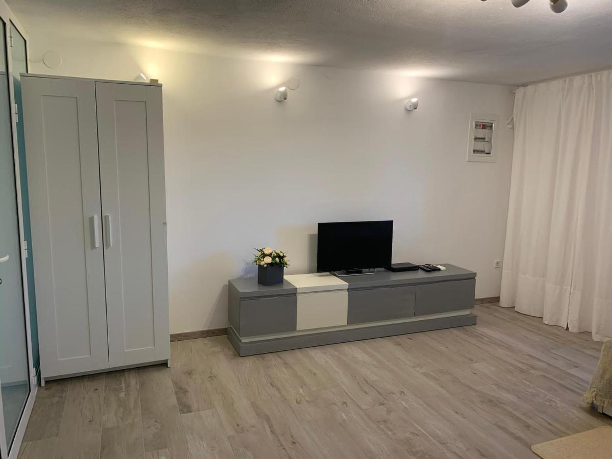 Villa Balsamico - Appartement Vue Sur Le Jardin فراسنا المظهر الخارجي الصورة
